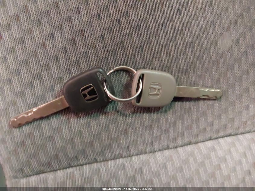 2005 Honda Civic Vp VIN: 2HGES16355H627594 Lot: 43620220