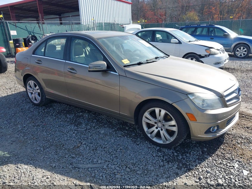 MERCEDES-BENZ C-CLASS LUXURY 4MATIC