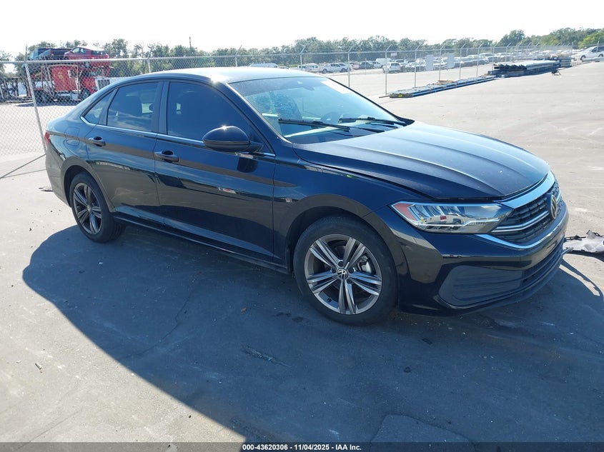 VOLKSWAGEN JETTA 1.5T SE