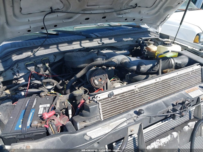 2008 Ford F-450 Chassis Xl/Xlt VIN: 1FDXF46Y98EA55283 Lot: 43620310