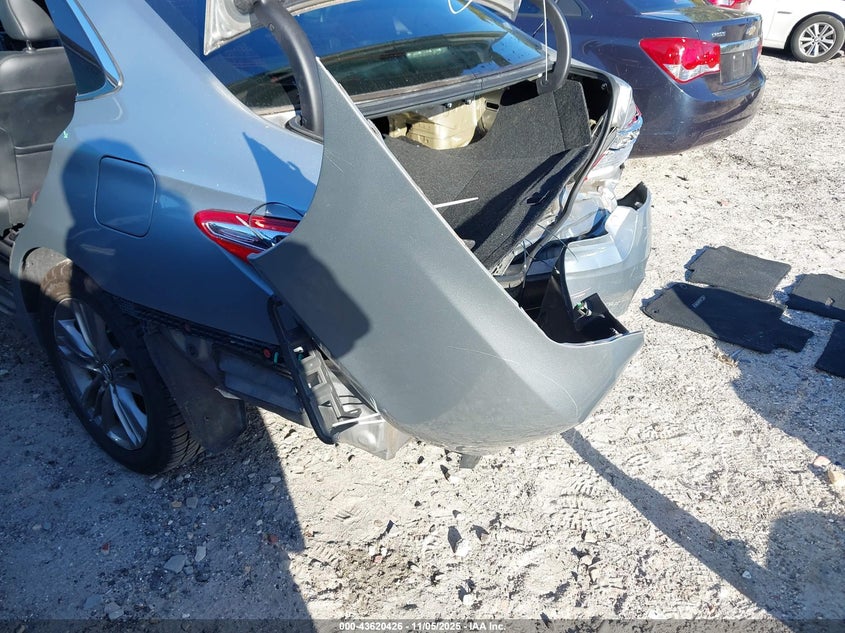 2017 TOYOTA CAMRY SE 4T1BF1FK6HU308599