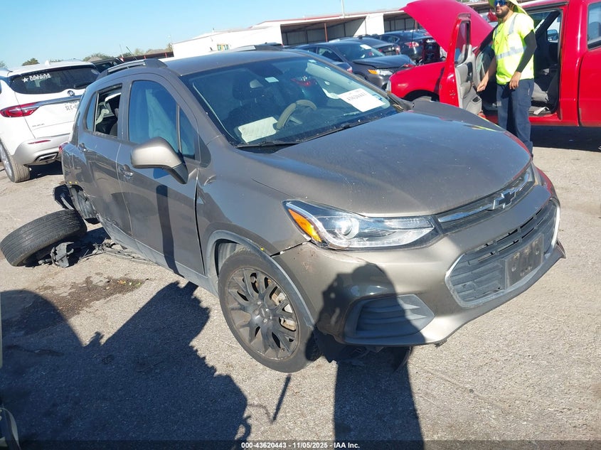 CHEVROLET TRAX FWD LT
