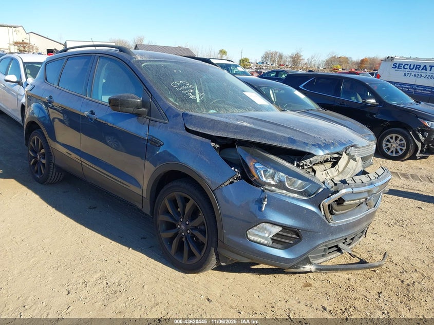 FORD ESCAPE SE