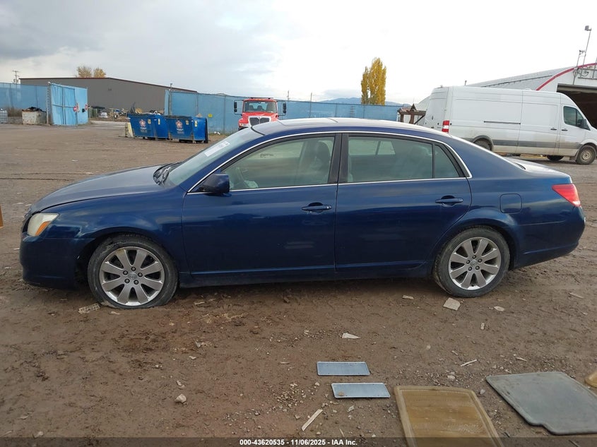 2005 Toyota Avalon Xls VIN: 4T1BK36B35U033812 Lot: 43620535