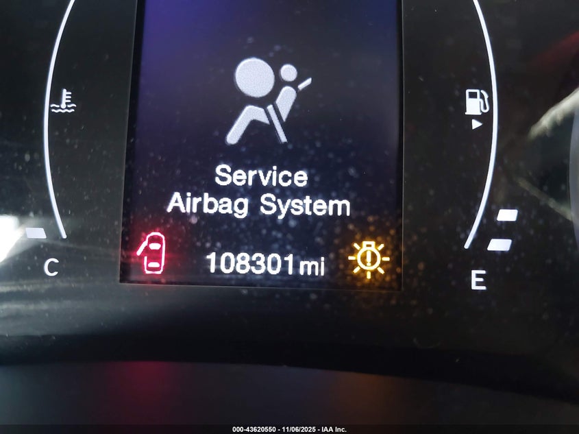 2019 Jeep Renegade Latitude 4X4 VIN: ZACNJBBB0KPK64410 Lot: 43620550