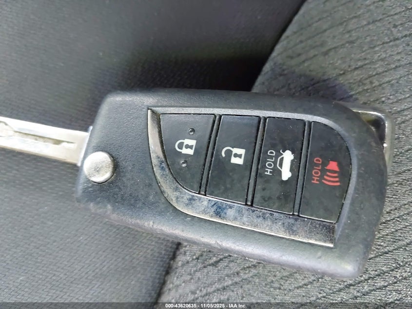 2022 TOYOTA CAMRY LE 4T1C11AK2NU631229