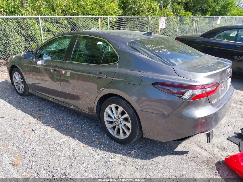 2022 TOYOTA CAMRY LE 4T1C11AK2NU631229