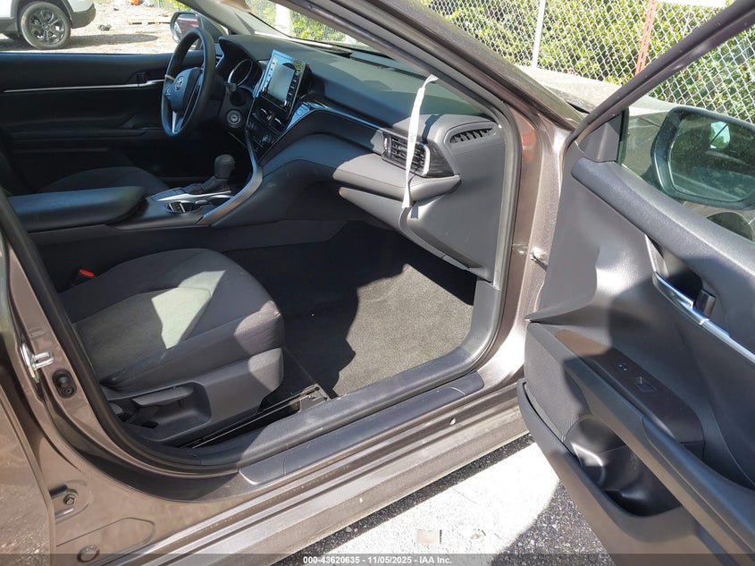 2022 TOYOTA CAMRY LE 4T1C11AK2NU631229