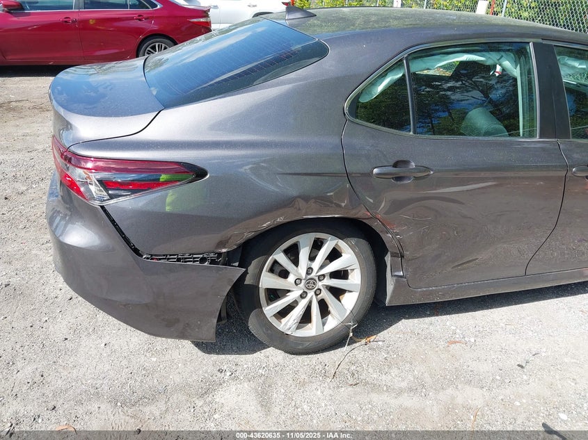 2022 TOYOTA CAMRY LE 4T1C11AK2NU631229