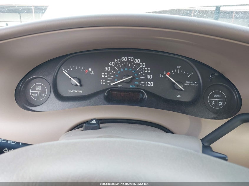 2002 Buick Century Limited VIN: 2G4WY55J921234836 Lot: 43620652