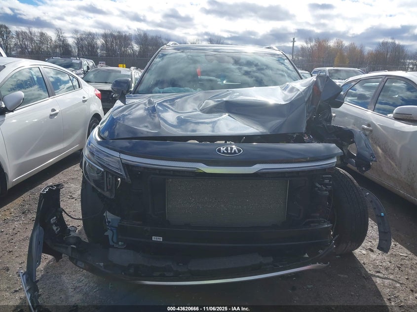 2021 Kia Seltos S VIN: KNDEUCAA3M7174113 Lot: 43620666