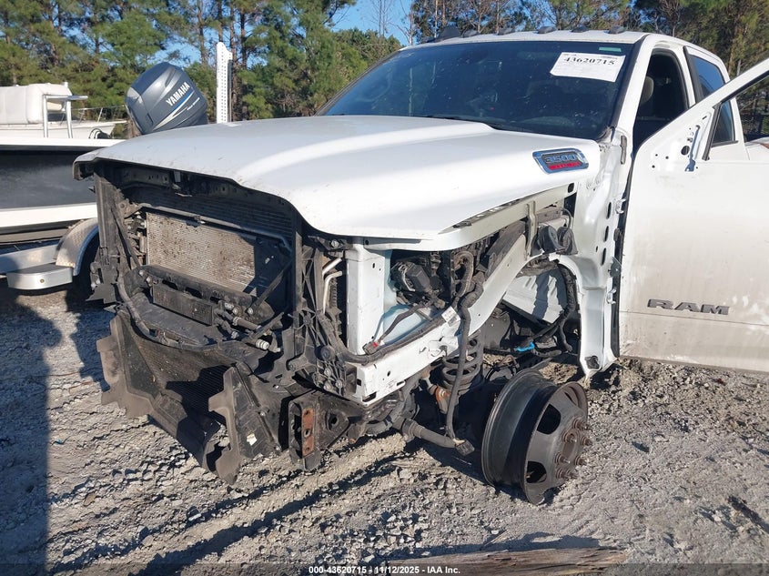 2024 Ram 3500 Big Horn 4X4 8' Box VIN: 3C63RRHL9RG242291 Lot: 43620715