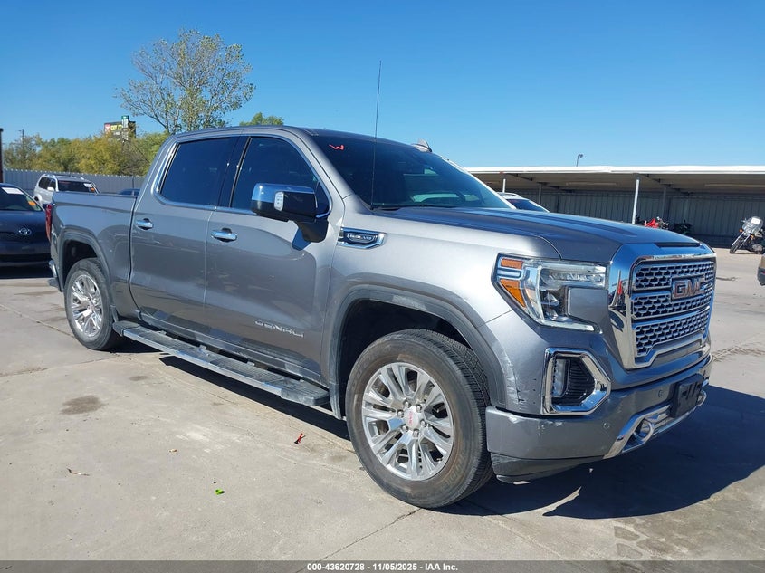 GMC SIERRA 1500 2WD SHORT BOX DENALI