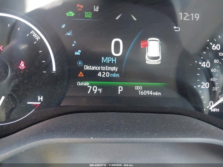 2025 TOYOTA SIENNA XLE 8 PASSENGER 5TDYRKEC5SS253418