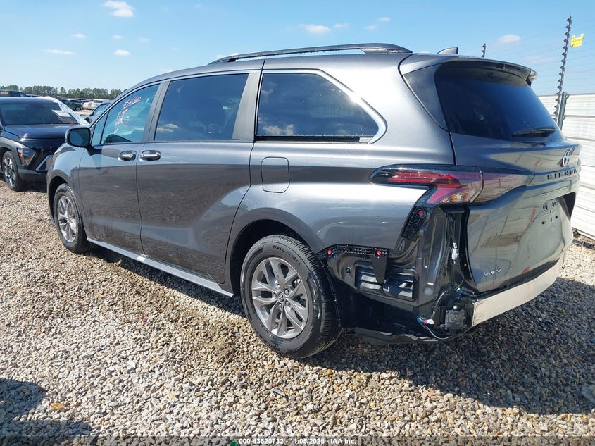 2025 TOYOTA SIENNA XLE 8 PASSENGER 5TDYRKEC5SS253418