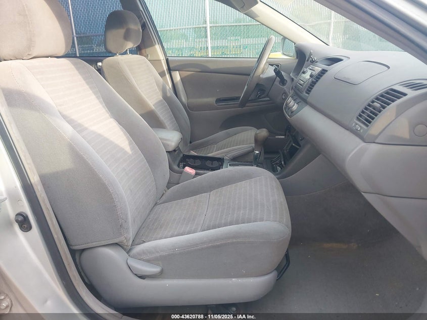 4T1BE32K66U157054 2006 TOYOTA CAMRY photo no. 5