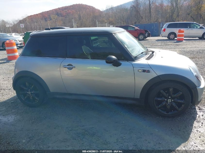 2002 Mini Cooper S VIN: WMWRE33422TD50868 Lot: 43620813