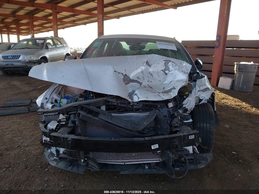 KMHLM4DG3SU961845 2025 HYUNDAI ELANTRA photo no. 12