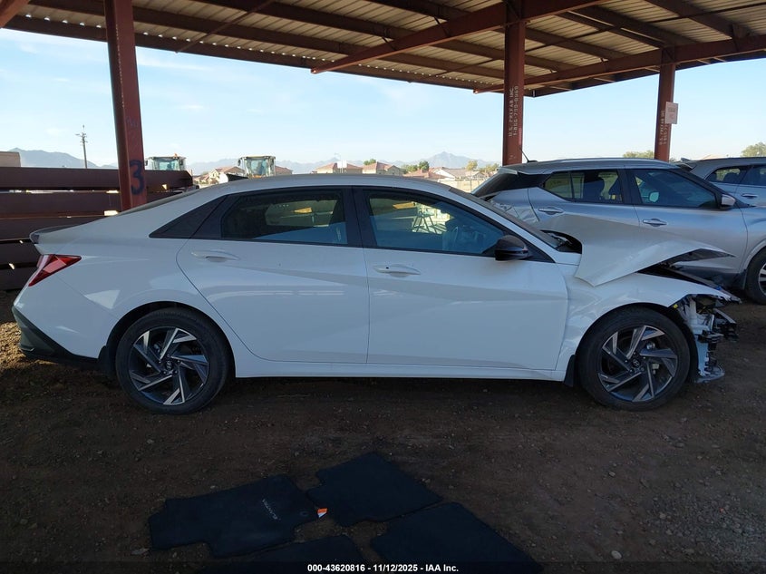 KMHLM4DG3SU961845 2025 HYUNDAI ELANTRA photo no. 13