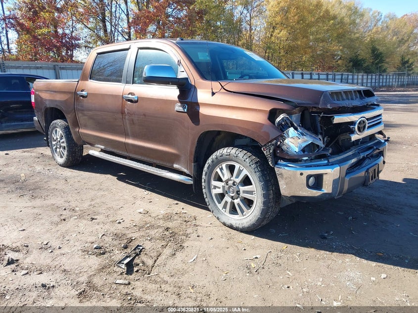 2016 Toyota Tundra 1794 5.7L V8 VIN: 5TFAY5F1XGX551774 Lot: 43620821