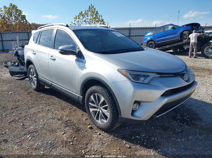2016 TOYOTA RAV4 HYBRID XLE - JTMRJREV5GD026612