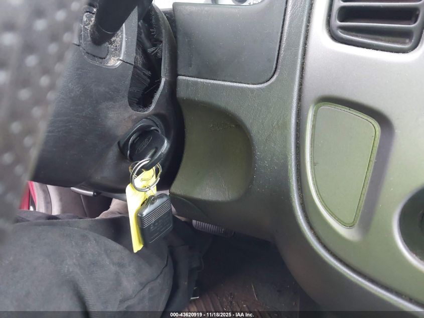 2004 Ford Escape Xlt VIN: 1FMYU031X4DA16468 Lot: 43620919