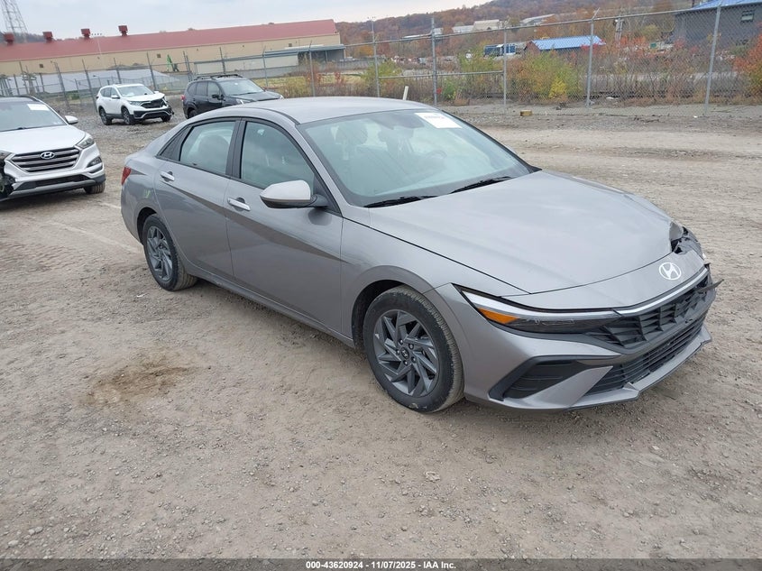 HYUNDAI ELANTRA SEL