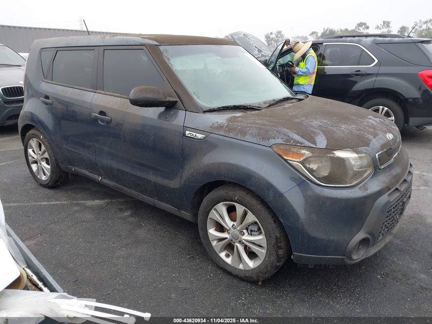 2015 KIA SOUL + - KNDJP3A52F7183400