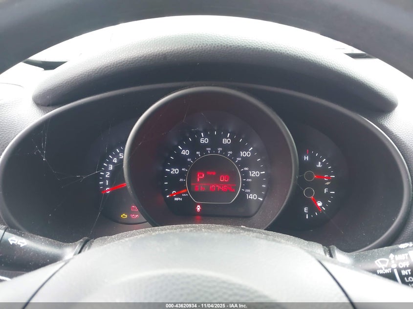 2015 KIA SOUL + - KNDJP3A52F7183400