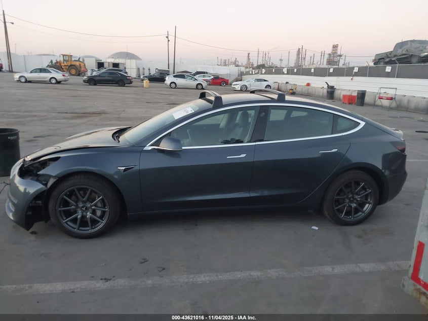 2020 Tesla Model 3 Long Range VIN: 5YJ3E1EB3LF635301 Lot: 43621016