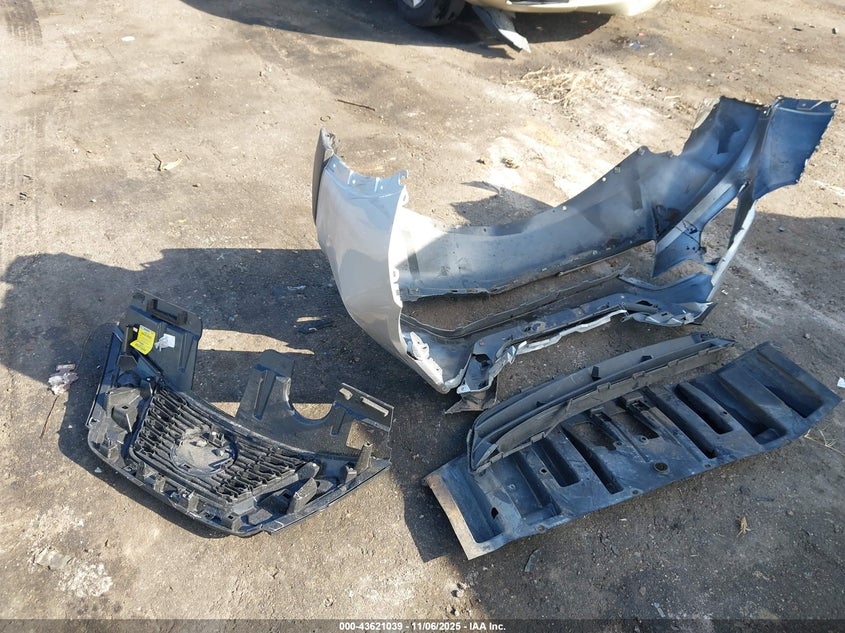 2018 NISSAN ROGUE SV - KNMAT2MT4JP552301