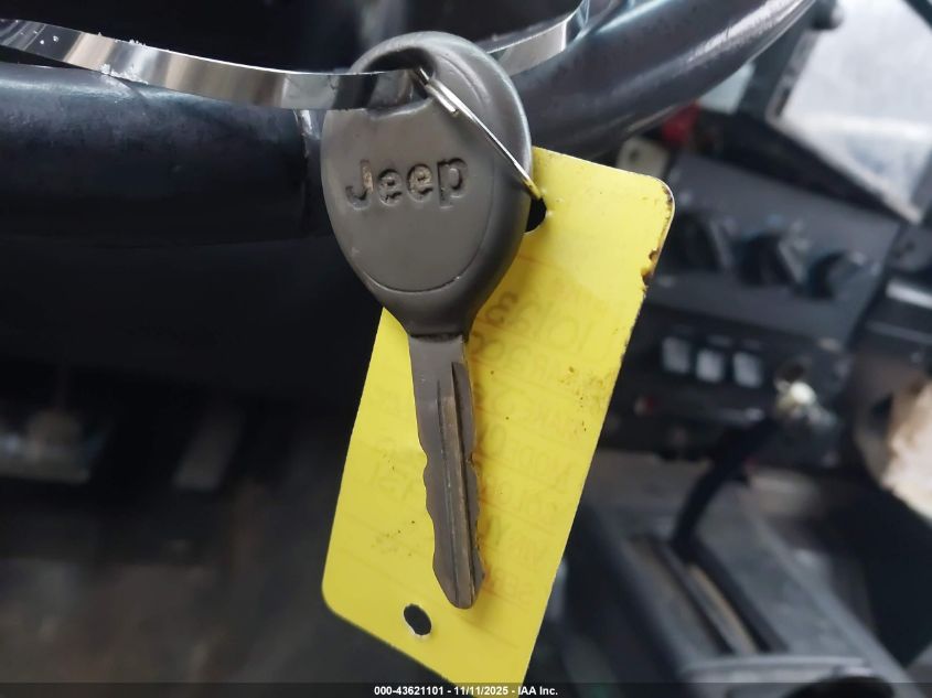 2000 Jeep Cherokee Sport VIN: 1J4FF48S1YL141931 Lot: 43621101