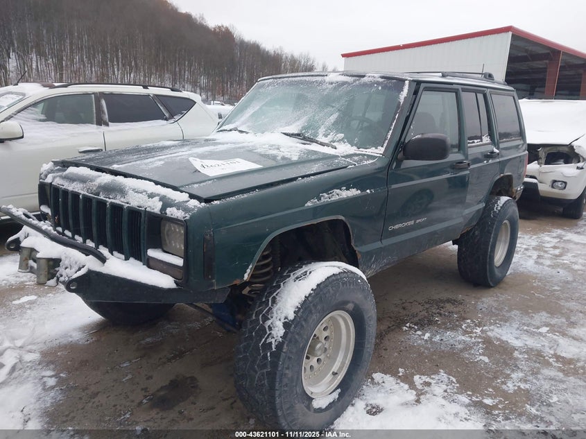 1J4FF48S1YL141931 2000 JEEP CHEROKEE photo no. 2