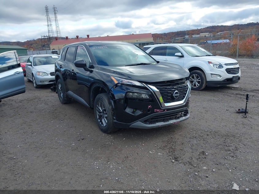 NISSAN ROGUE S INTELLIGENT AWD