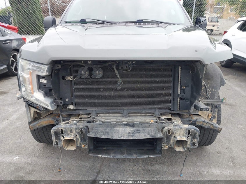 1FTEW1CP5JKC95878 2018 FORD F-150 photo no. 6