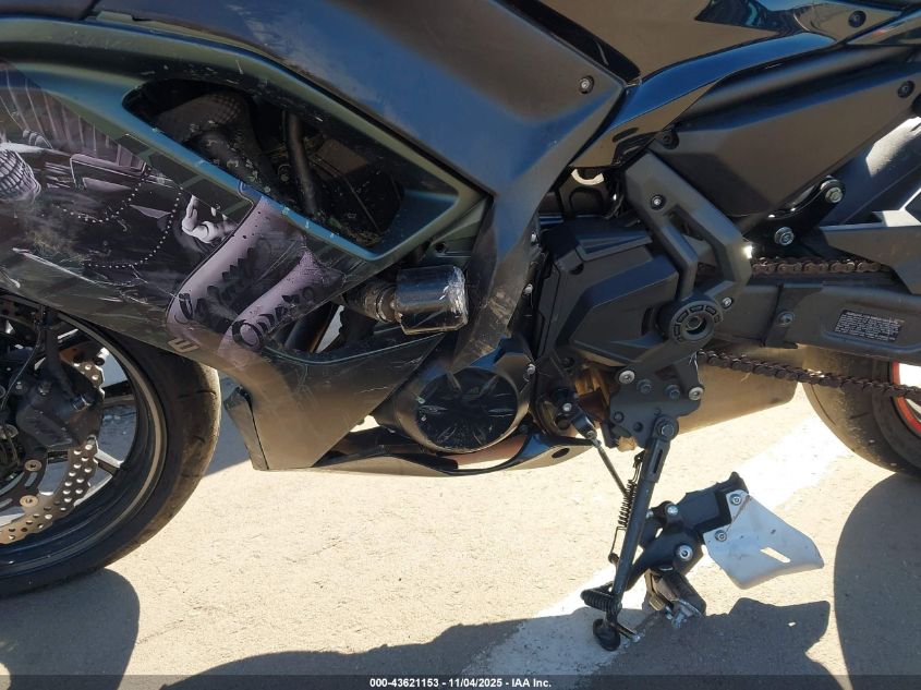 2025 Kawasaki Ex650 P VIN: ML5EXEP11SDAE9533 Lot: 43621153
