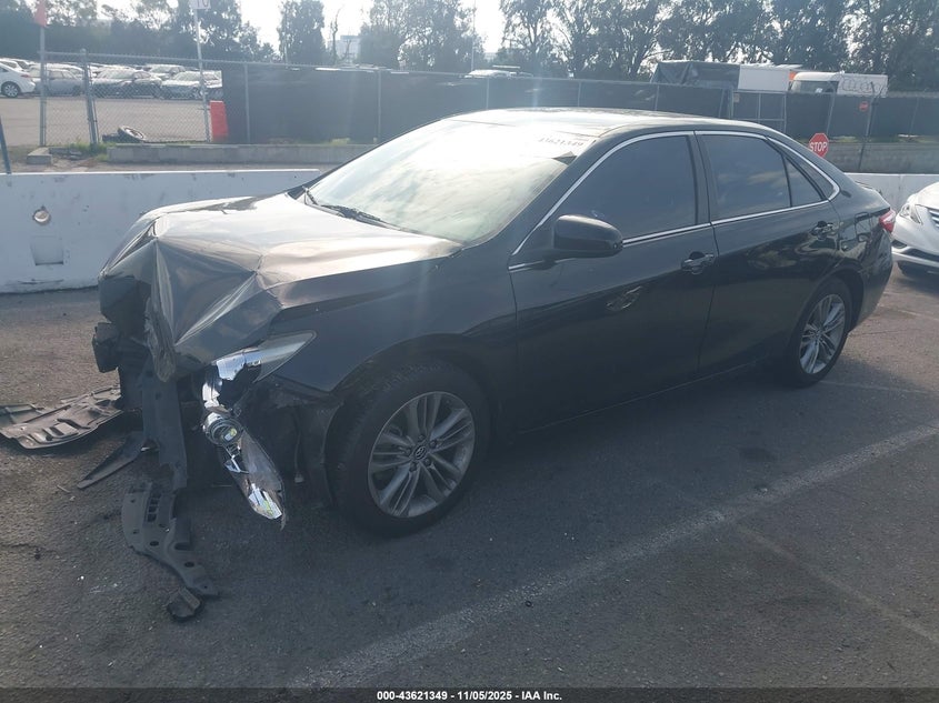 4T1BF1FK4GU534221 2016 TOYOTA CAMRY photo no. 2