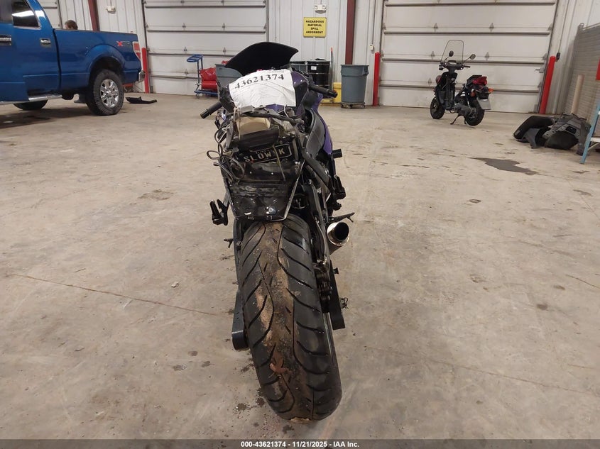 2011 Kawasaki Zx1000 J VIN: JKAZXCJ13BA004367 Lot: 43621374