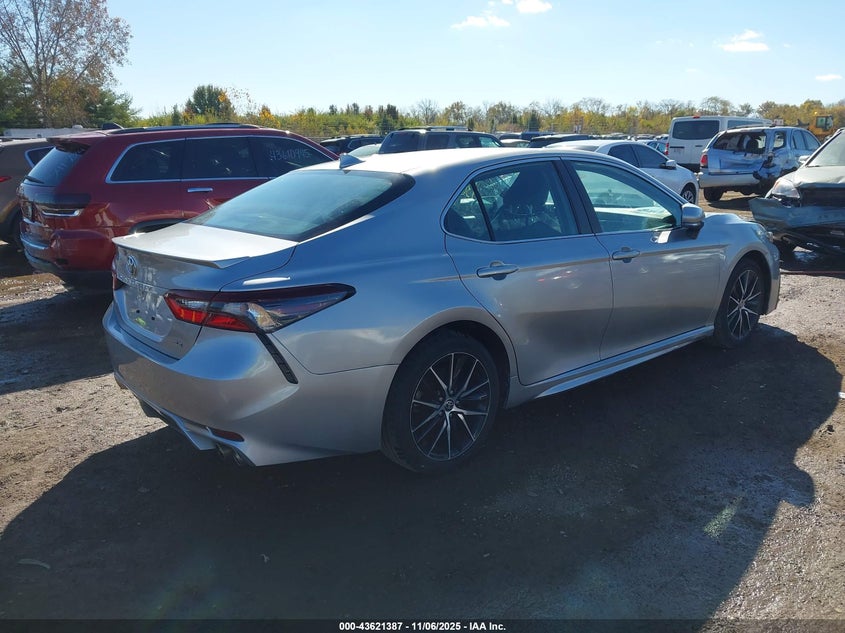 2022 TOYOTA CAMRY SE - 4T1G11AK2NU708117