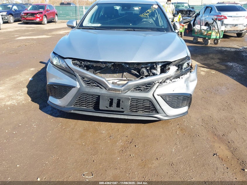 2022 TOYOTA CAMRY SE - 4T1G11AK2NU708117