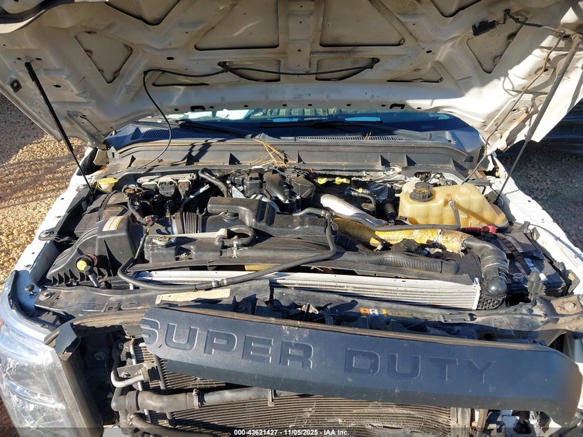 2014 Ford F-350 Chassis Xl VIN: 1FD8W3GT6EEB82103 Lot: 43621427