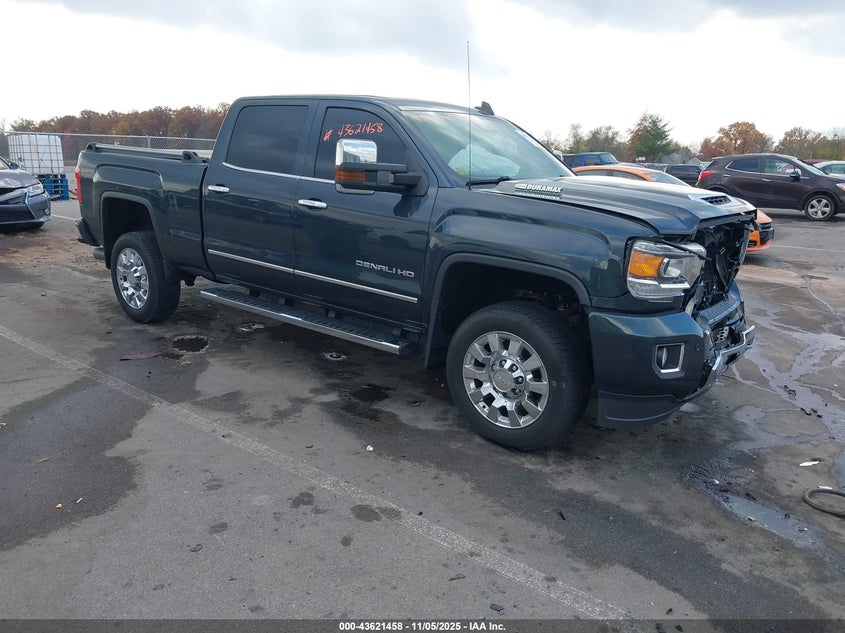 GMC SIERRA 2500HD DENALI
