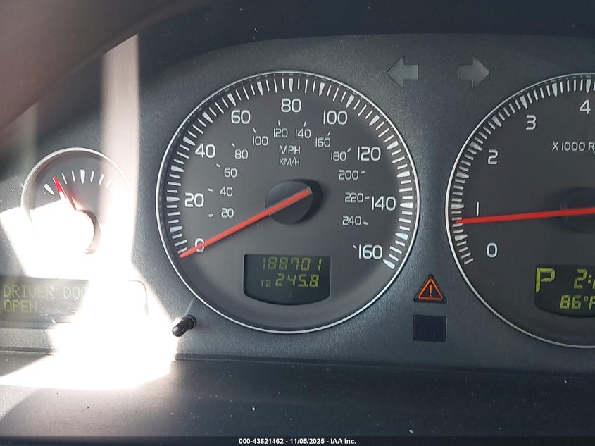 YV1SW592962574595 2006 VOLVO V70 photo no. 7