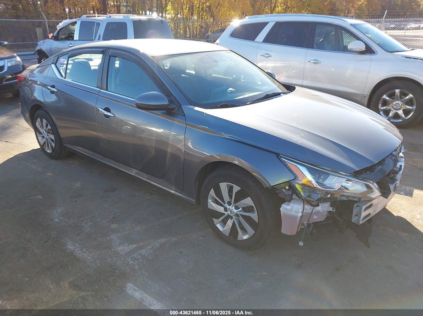 NISSAN ALTIMA S FWD