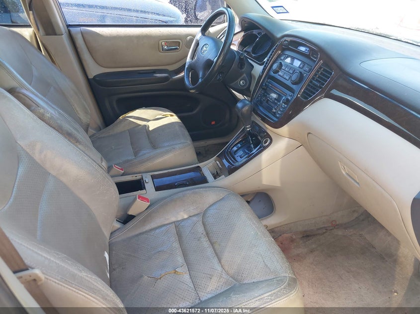 JTEGF21A320031869 2002 TOYOTA HIGHLANDER photo no. 5