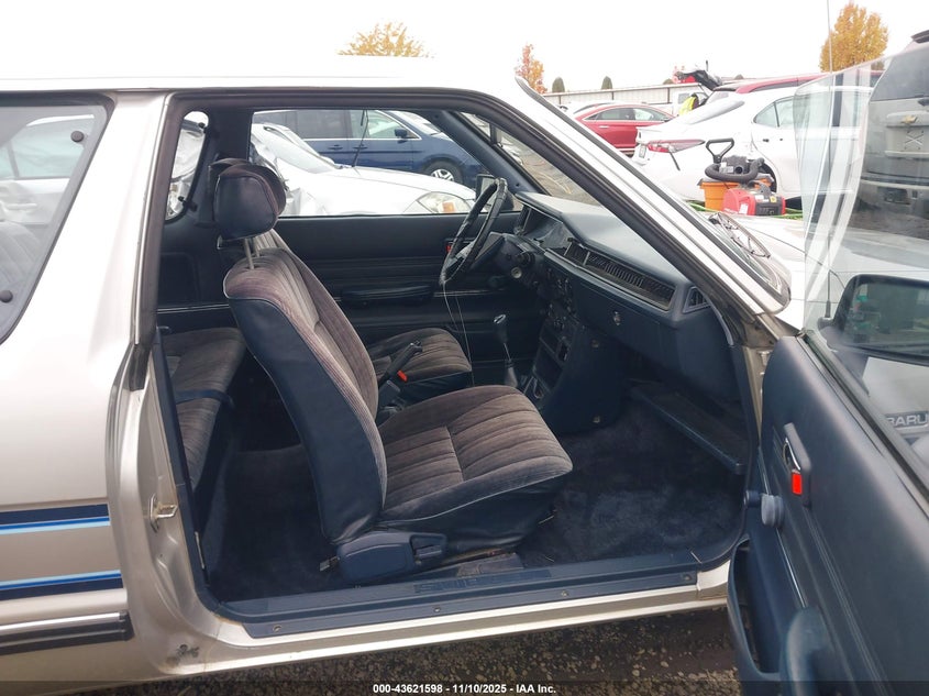 JF1AF23B8HB106049 1987 SUBARU LEONE photo no. 5