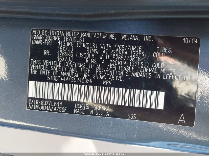 2005 Toyota Sequoia Sr5 V8 VIN: 5TDBT44A45S240358 Lot: 43621634