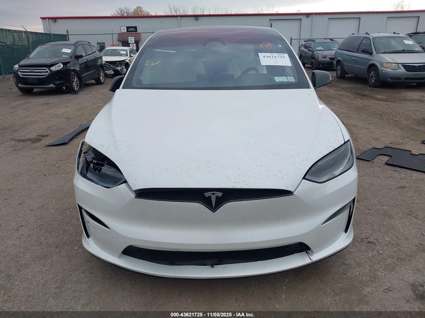 2023 Tesla Model X Plaid Tri Motor All-Wheel Drive VIN: 7SAXCBE62PF412546 Lot: 43621725