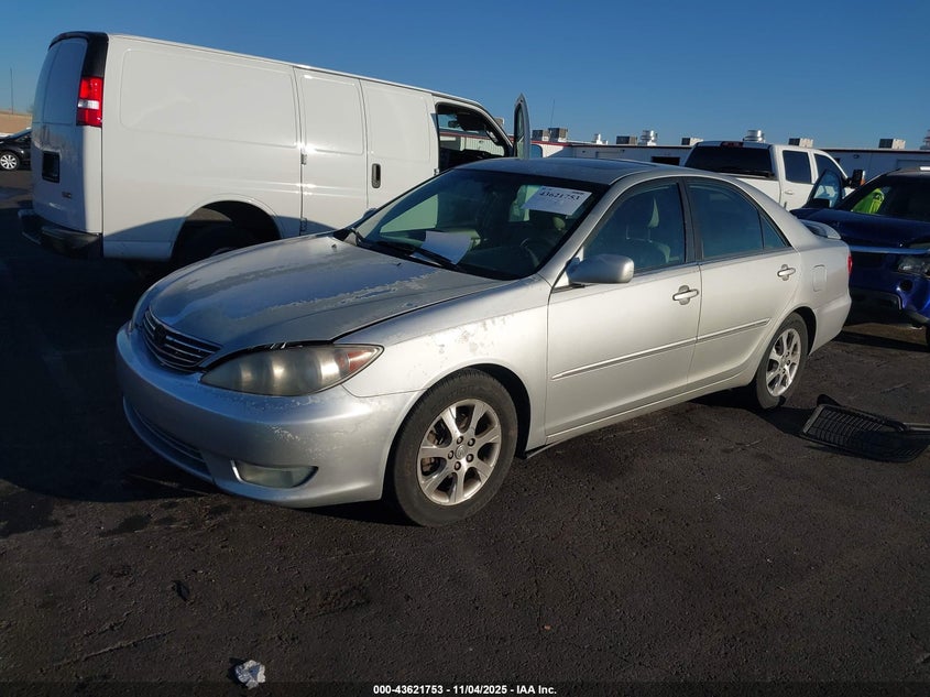 4T1BE32K45U959858 2005 TOYOTA CAMRY photo no. 2
