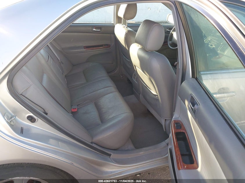 4T1BE32K45U959858 2005 TOYOTA CAMRY photo no. 8